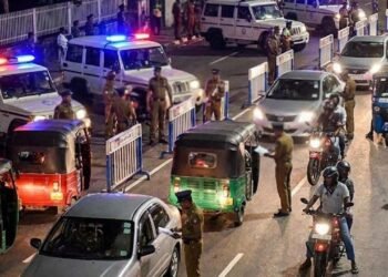 நாடளாவிய ரீதியில் விசேட தேடுதல் நடவடிக்கை: 585 பேர் கைது