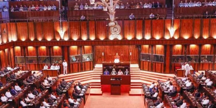 எம்.பிக்களின் ஓய்வூதியத்தை இரத்துச் செய்யும் சட்டமூலத்திற்கு அனுமதி