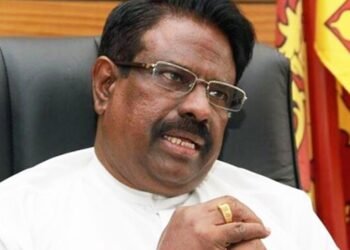 விஜித் விஜயமுனி பொலிஸ் நிதி குற்றப் புலனாய்வுப் பிரிவில் முன்னிலை