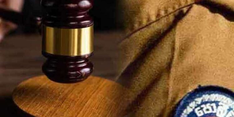 ஹட்டன் பொலிஸ் விடுதியில் பயங்கரம்: வாய்த்தர்க்கம் கத்திக்குத்தில் முடிந்தது