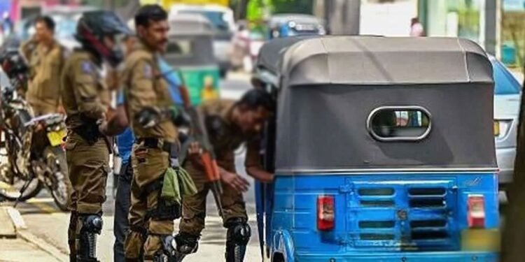 நாடு முழுவதும் சுற்றிவளைப்புகள்: 802 பேர் கைது