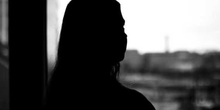 பெண் வழங்கிய தகவல்: கல்கிசையில் பாரிய சுற்றிவளைப்பு!