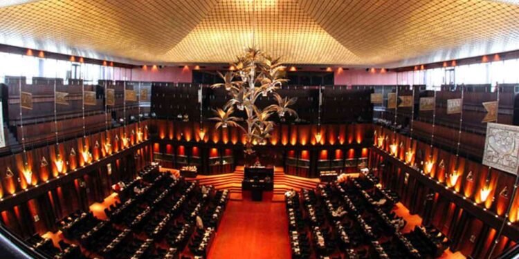 பாராளுமன்றத்தில் அம்பலமான எம்.பி.க்களின் கொடுப்பனவுகள்!