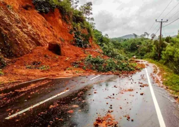 சிவப்பு எச்சரிக்கைகள் நீக்கம்!