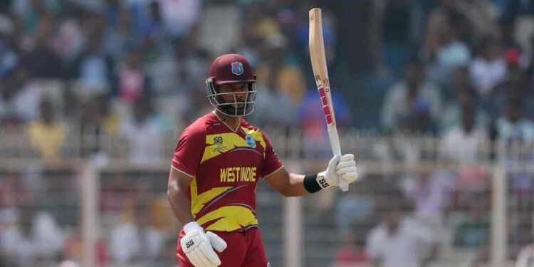 இத்தாலி அணிக்கு 166 ஓட்டங்கள் வெற்றி இலக்கு