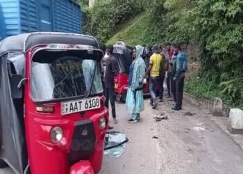 இரு முச்சக்கர வண்டிகள் நேருக்கு நேர் மோதி விபத்து