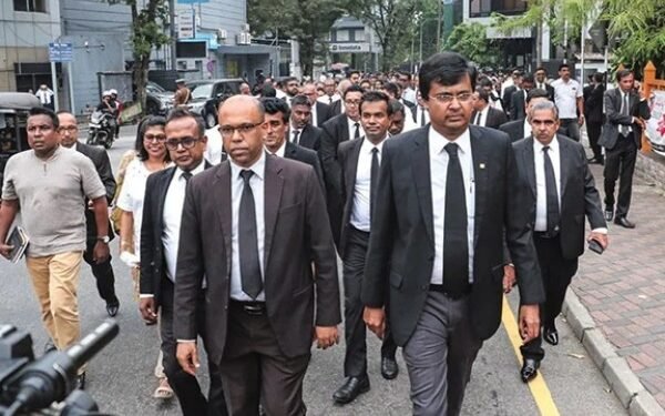 அக்குரேகொட இரட்டைக்கொலை: சட்டத்தரணிகள் எதிர்ப்புப் பேரணி