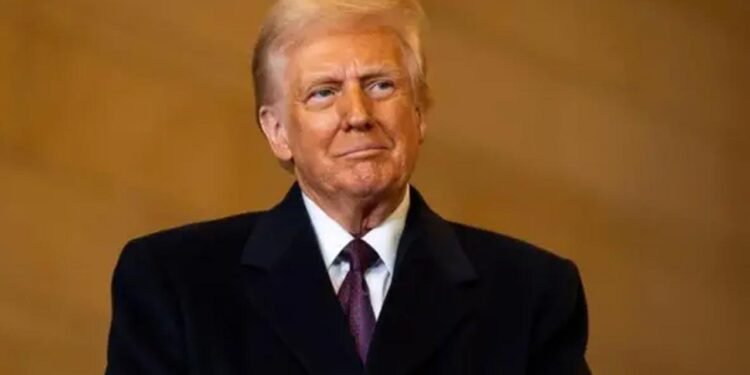 டொனால்ட் ட்ரம்பின் மக்கள் செல்வாக்கு சரிவு!