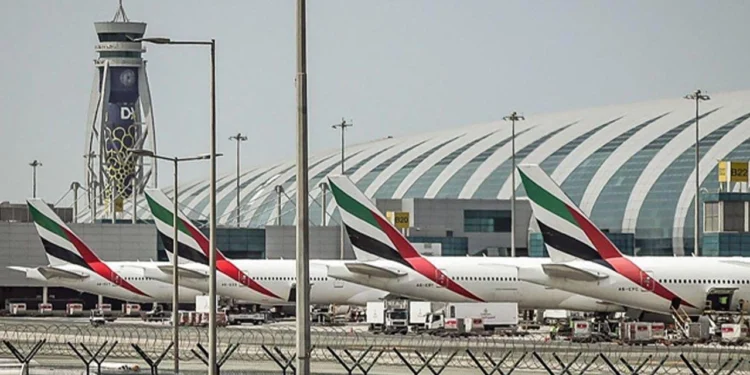 தற்காலிகமாக வான்பரப்பை மூடிய ஐக்கிய அரபு இராஜ்ஜியம்!