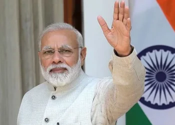 வாழும் காலத்திலேயே வரலாறு படைத்த நரேந்திர மோடி!