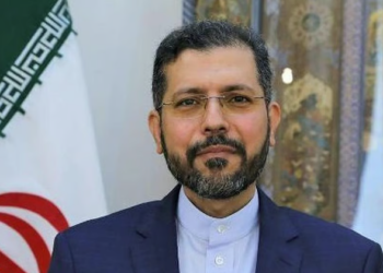 ஈரானிய கப்பல்களை அமெரிக்கா தாக்குவது ஏன் என்று இந்தியா கேட்க வேண்டும்