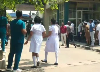 விபத்துக்குள்ளான ஈரானிய கப்பலில் 180 பேர்: மீட்கப்பட்டோர் கராப்பிட்டியவிற்கு