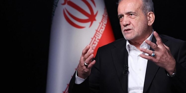 தாக்குதல்களுக்கு மத்தியிலும் அரச இயந்திரம் இயங்குகிறது: ஈரான் ஜனாதிபதி உறுதி