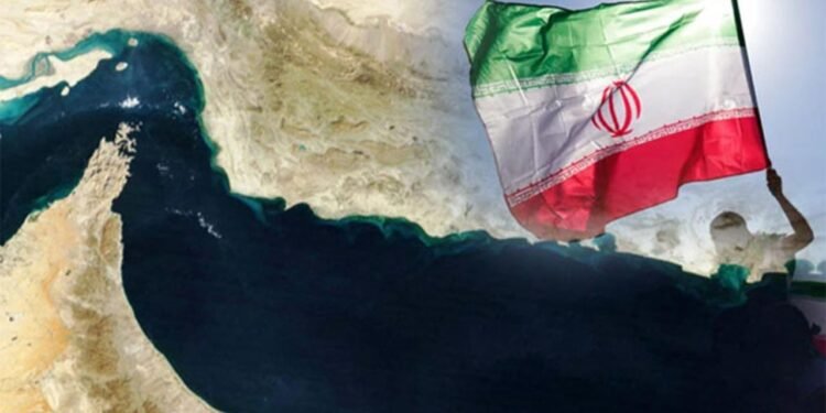 ஹோர்முஸ் நீரிணையில் கட்டணம் வசூலிக்க ஈரான் முடிவு!