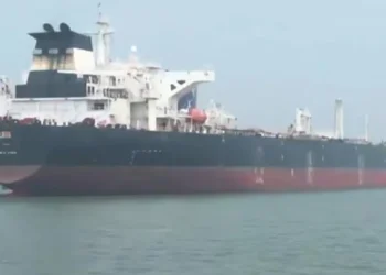 மத்திய கிழக்கு பதற்றம் – 16 கப்பல்களுக்கு தாக்குதல்!