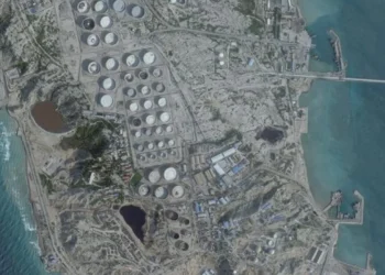 கார்க் தீவில் அமெரிக்கா குண்டுவீச்சு – பதிலடி கொடுக்கத் தயாராகும் ஈரான்!