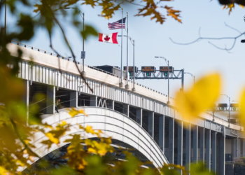 போதைப்பொருள் கடத்தல்: கனடா எல்லைப் பாதுகாப்பு அதிகாரி கைது!