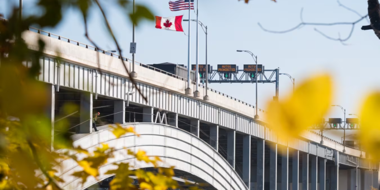 போதைப்பொருள் கடத்தல்: கனடா எல்லைப் பாதுகாப்பு அதிகாரி கைது!