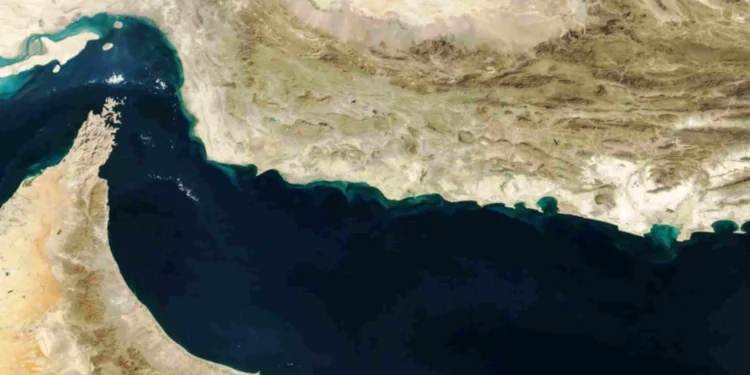 ​ஹோர்முஸ் நீரிணை முழுமையாக மூடப்படும் – ஈரான் எச்சரிக்கை