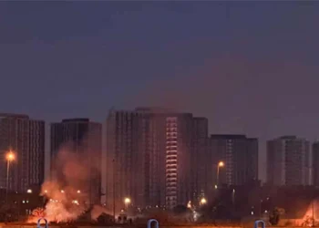 அமெரிக்க தூதரகம் மீது ஏவுகணை மற்றும் ட்ரோன் தாக்குதல்கள்!