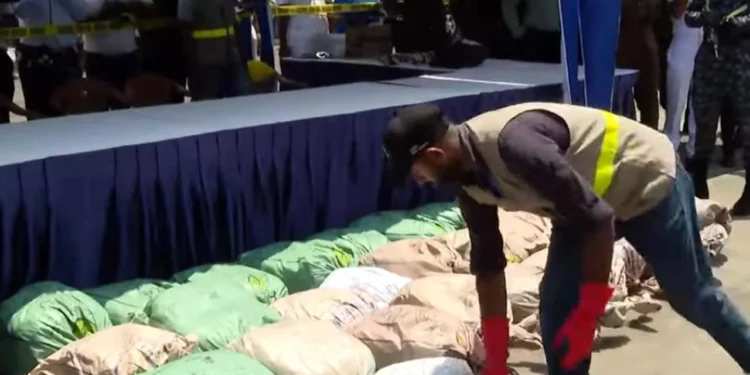 தென் கடலில் மீட்கப்பட்ட போதைப்பொருள்!