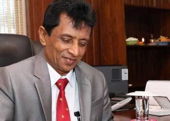 மோட்டார் போக்குவரத்து ஆணையாளர் நாயகம் சிஐடியினரால் கைது!