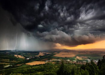 “ஏன் இவ்வளவு மழை? – மேகங்களின் புதிய முகத்தை வெளிப்படுத்தும் விஞ்ஞானிகள்.”