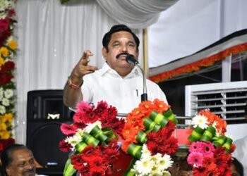 எடப்பாடி பழனிசாமி இன்று டில்லி பயணம் – அமித் ஷாவுடன் சந்திப்பு