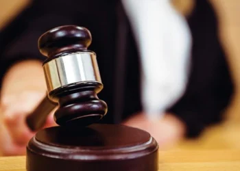 மாணவிகளை அவதூறு பரப்பிய மாணவனுக்கு நேர்ந்த கதி!