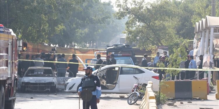 பாகிஸ்தானின் குண்டுவெடிப்பு