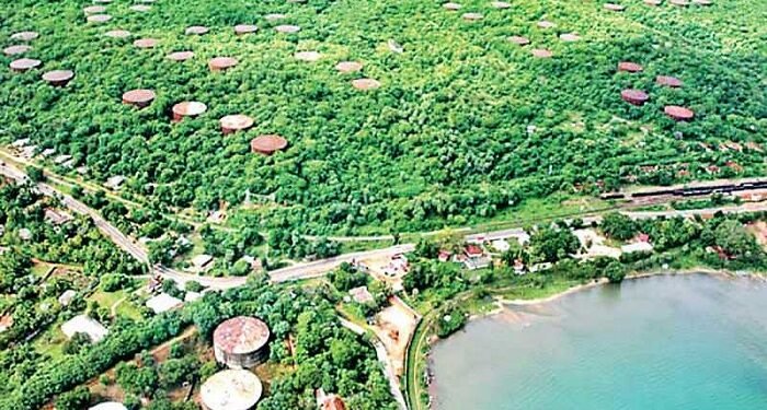 தூசு தட்டப்படும் திருகோணமலை எண்ணெய் தொட்டி திட்டம் – காலம் கடந்து பிறந்த ஞானம்