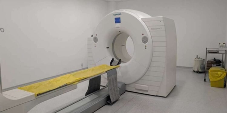 அரச வைத்தியசாலைகளில் கதிரியக்க பரிசோதனை சேவையில் தடை