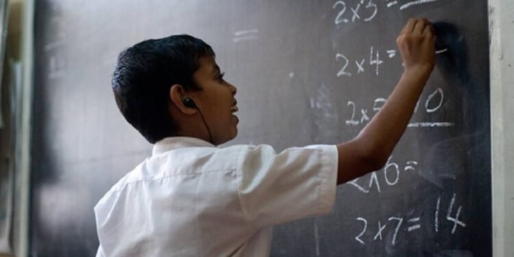 கல்வி விலகல் அதிகரிப்பு: நாட்டின் எதிர்காலம் ஆபத்தில்