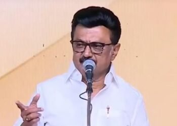 தொகுதி மறுவரையறை மசோதாவை மத்திய அரசு திரும்பப் பெற வேண்டும் என முதலமைச்சர் மு.க.ஸ்டாலின் கடும் எச்சரிக்கை