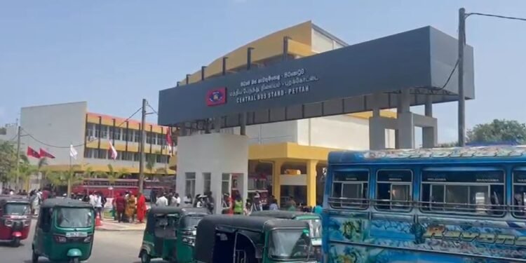 போக்குவரத்தில் புதிய கட்டம்: புறக்கோட்டை மத்திய பேருந்து நிலையம் திறக்கப்பட்டது