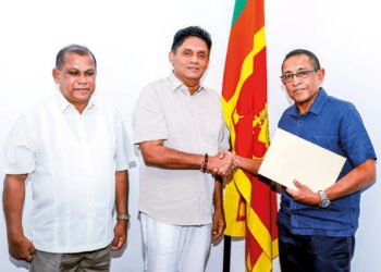 ஐக்கிய மக்கள் சக்தி தவிசாளராக கபீர் ஹாஷிம் பொறுப்பேற்றார்