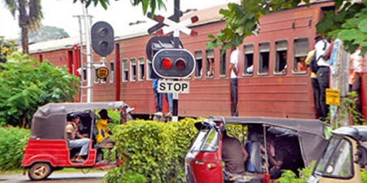 கொட்டா வீதி புகையிரத கடவை புனரமைப்பு பணிகள் ஒத்திவைப்பு!