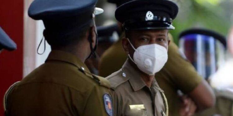 சட்டவிரோத கைத்துப்பாக்கி விவசாயிடம் இருந்து பறிமுதல்