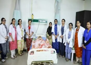 5 நாட்கள் சுகப்பிரசவத்தில் 4 குழந்தைகளை பெற்ற தாய்!