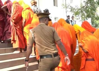 போதைப்பொருளுடன் சிக்கிய 23 பிக்குகளும் மீளவும் விளக்கமறியலில்