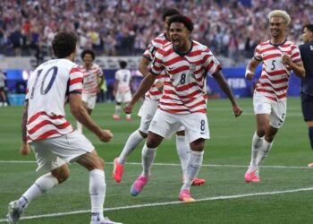 பராகுவேயை 4-1 என வீழ்த்தி அமெரிக்கா அபார வெற்றி!