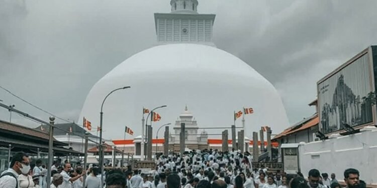 தெரணாபிவந்தனா ருவன்வெலிசாயவில் ஏற்பாடு