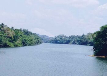 ஆறுகளின் நீர்மட்டம் குறைந்து வருகிறது