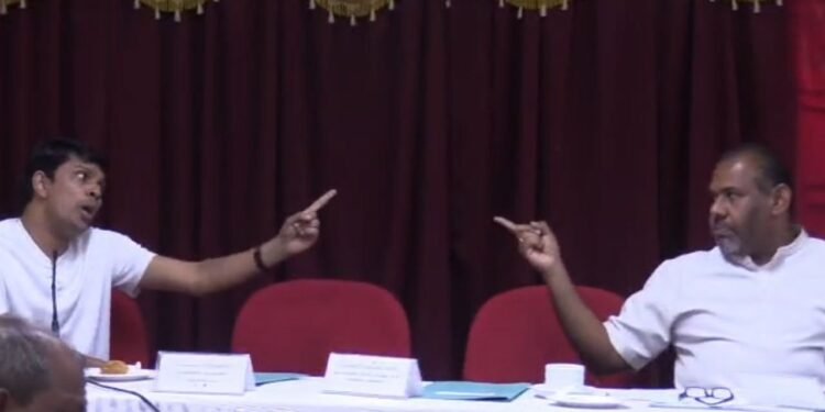 வலிகாமம் பிரதேச அபிவிருத்தி குழுக் கூட்டத்தில் அமைதியின்மை