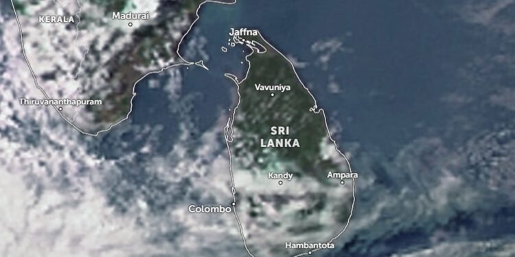 நாட்டின் அடுத்த 36 மணித்தியாலங்களுக்கு 100 மி.மீக்கும் அதிக பலத்த மழை!