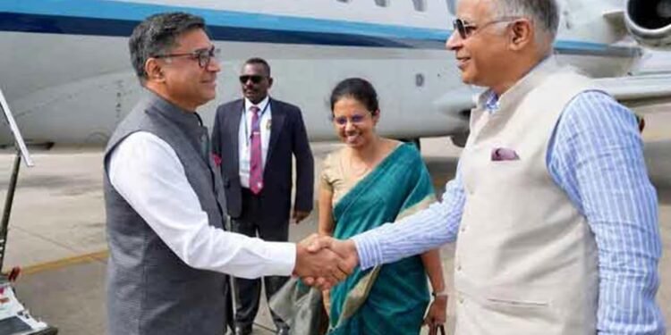 இந்திய வெளியுறவுச் செயலாளர் இலங்கை வருகை