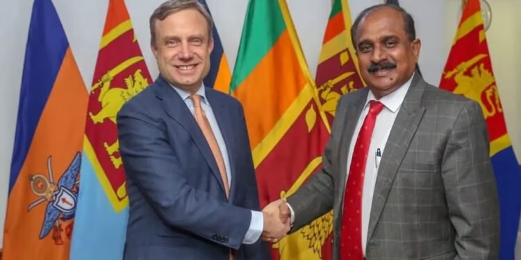 அமெரிக்க தூதுவர் – பாதுகாப்பு பிரதி அமைச்சர் இடையில் சந்திப்பு!