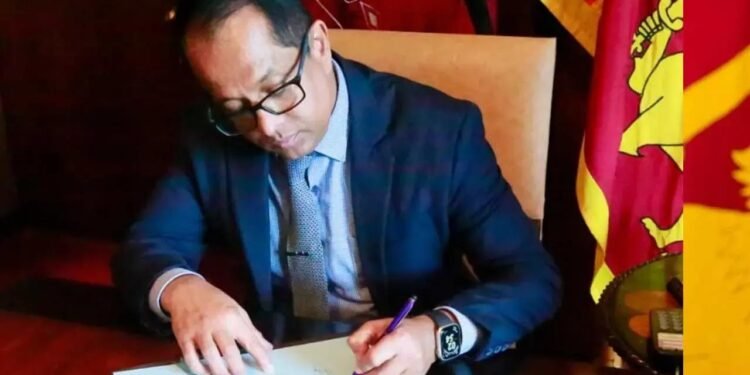 பாதுகாப்பு படைகளின் தலைமை அதிகாரி (நீக்குதல்) சட்டமாக அமுலுக்கு வருகிறது